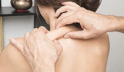 Masaje con osteocondrosis cervical